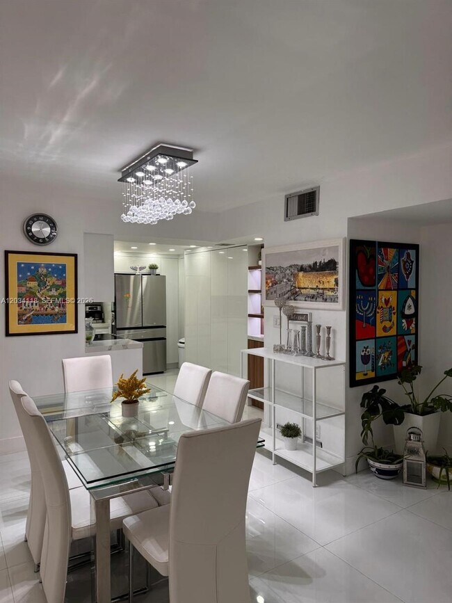 Building Photo - 3800 S Ocean Dr