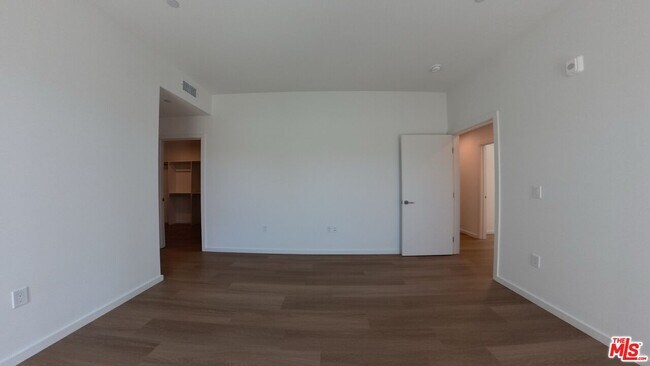Building Photo - 5119 Colfax Ave