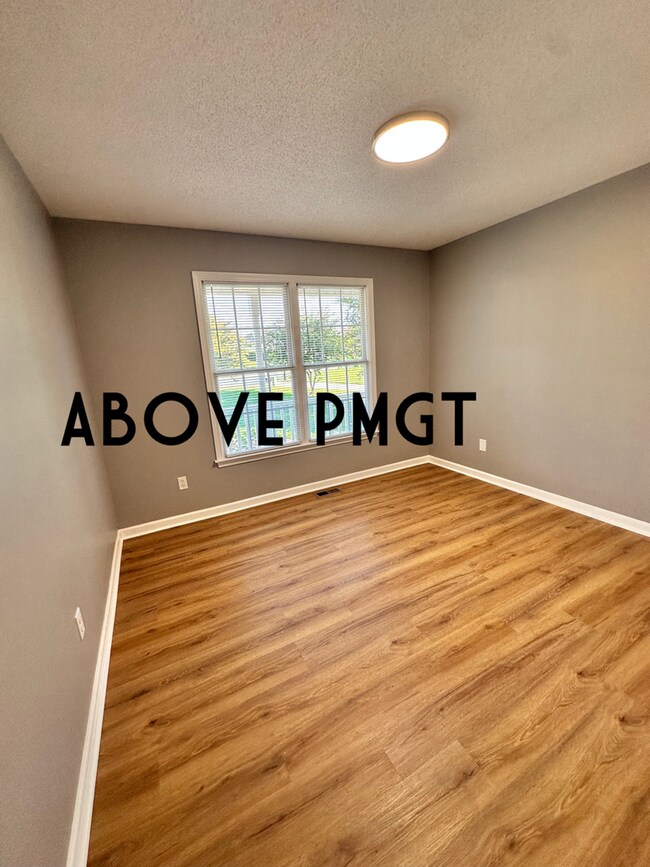 Building Photo - 135 Cherrywood Rd