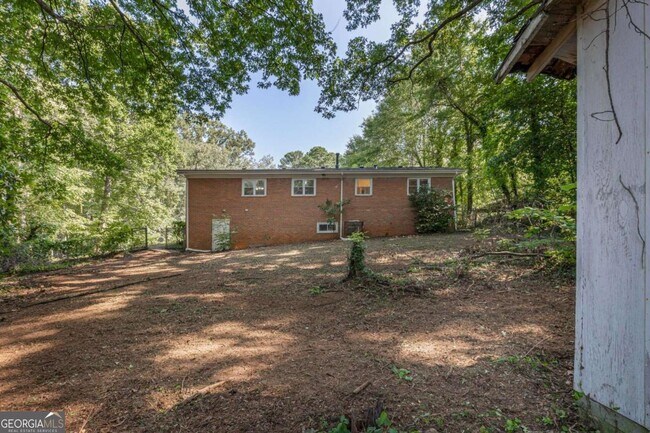 Building Photo - 804 Brookdale Dr SW
