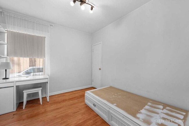 Building Photo - 2225 N 76th Ct