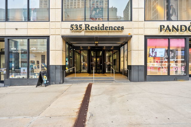 Building Photo - 535 S Michigan Ave