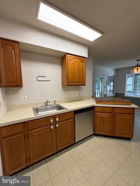 Building Photo - 222 Bosun Cove