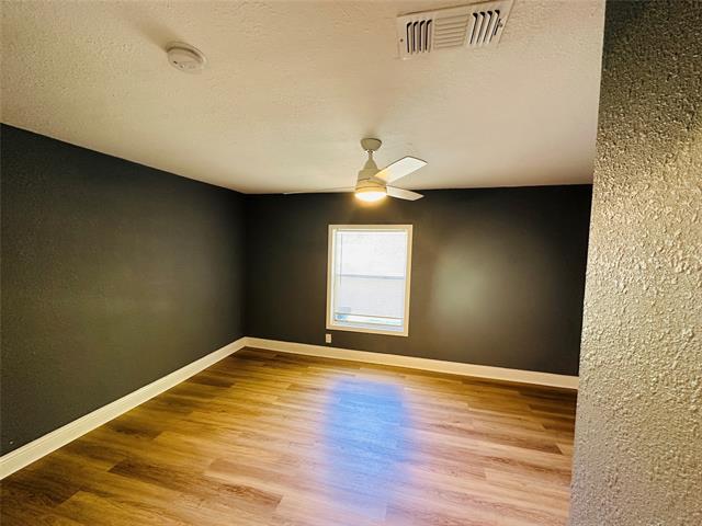 Building Photo - 2801 Ennis Ave