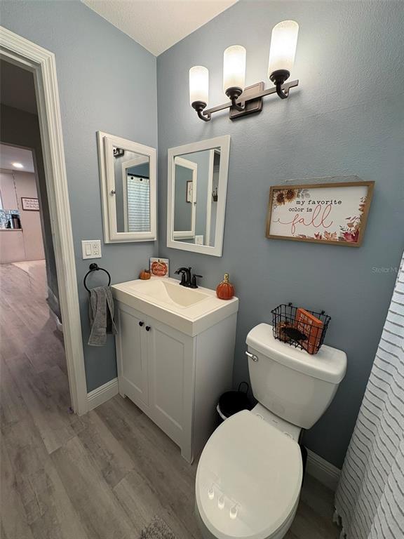Building Photo - 4420 Meadow Creek Cir