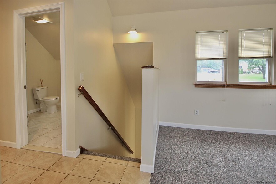 Building Photo - 7988 Mariaville Rd