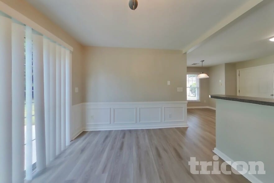 Building Photo - 3281 Saville St SW