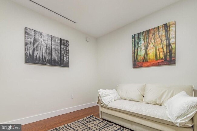 Building Photo - 300 International Drive