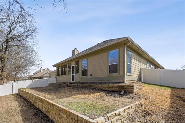 Building Photo - 232 Creekview Dr