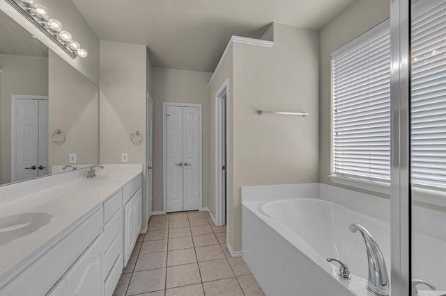 Building Photo - 3124 Guadaloupe