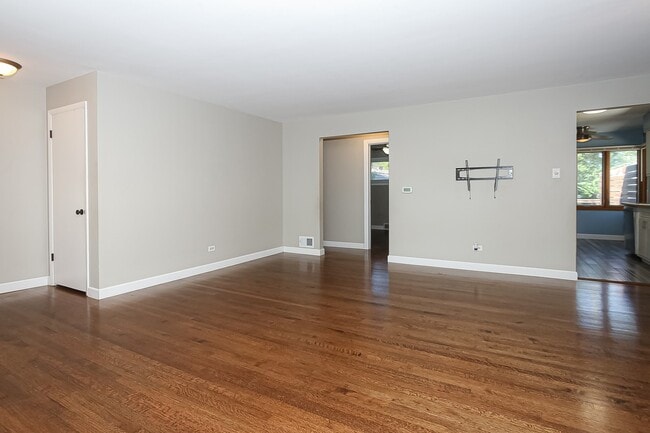 Building Photo - 9128 Birch Ave