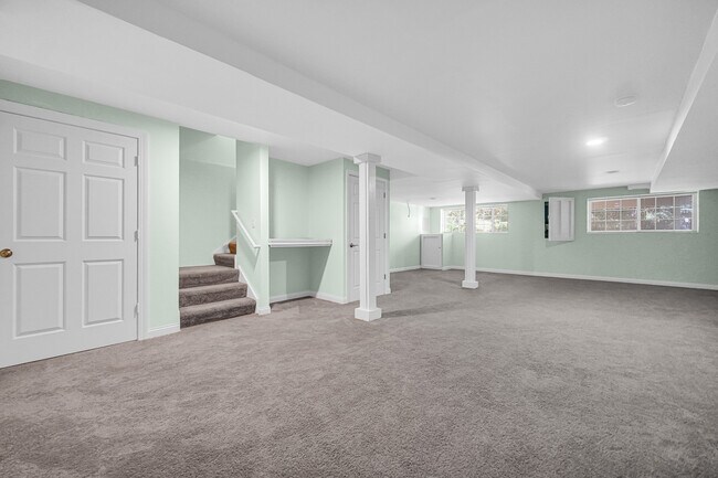 Building Photo - 1252 Townes Cir