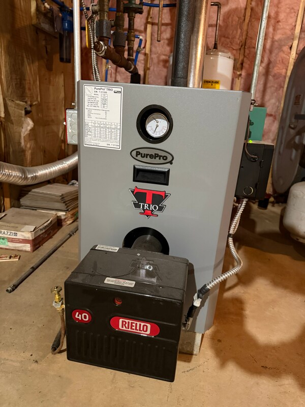 Building Photo - 1458 N Main St