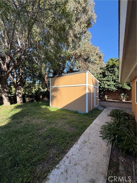 Building Photo - 1701 Victoria Dr