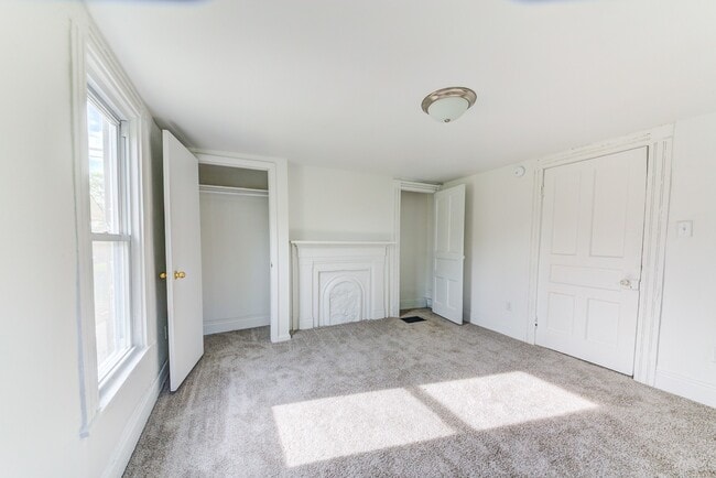 Building Photo - 20 Sylvania Ave