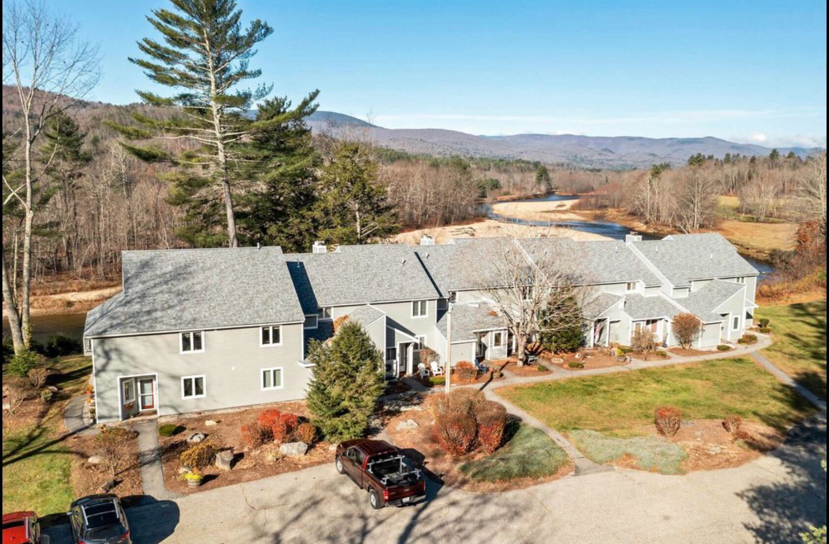 Building Photo - 56 Mountain River Ave