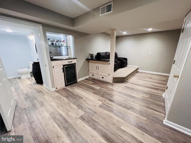 Building Photo - 3705 Aquia Dr