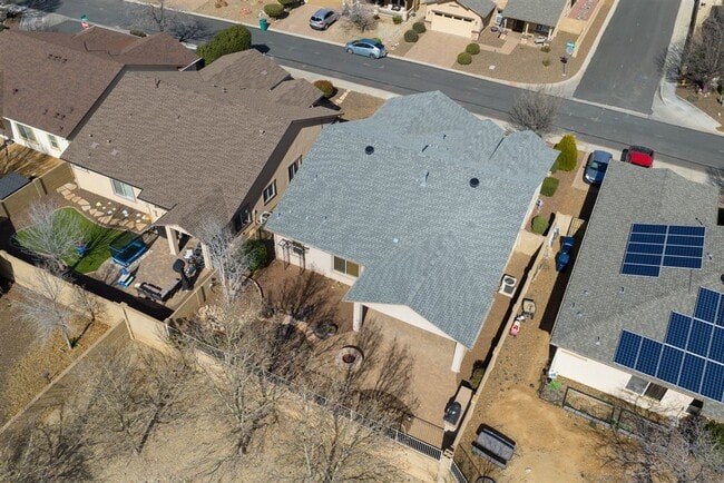 Building Photo - 4 bedroom, 2 bath Home in Quailwood