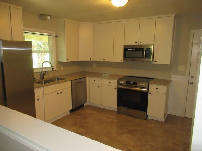Building Photo - Lincolnton Home for Rent