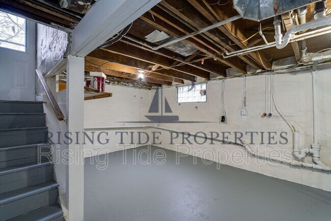 Building Photo - 1238 Colwick Dr