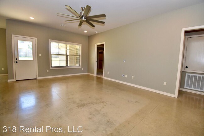 Building Photo - 3 br, 2 bath House - 102 Meadows Drive