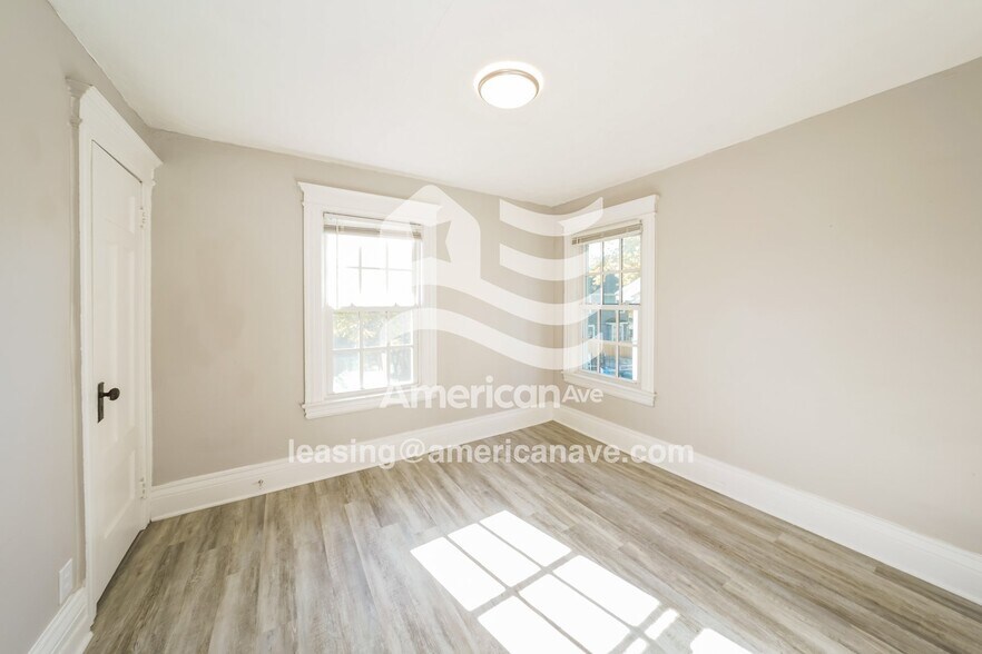 Building Photo - 275 Cedarwood Terrace