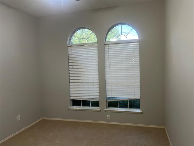 Building Photo - 430 Chinaberry Trail