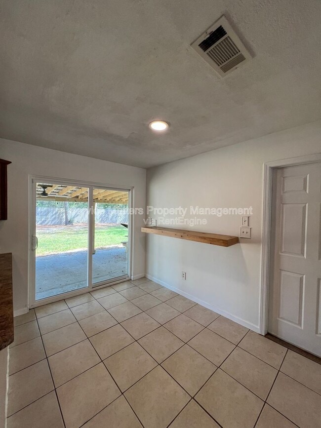 Building Photo - 6933 Javid Rd