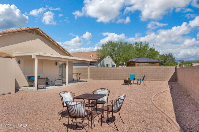 Building Photo - 5537 W Panther Butte St
