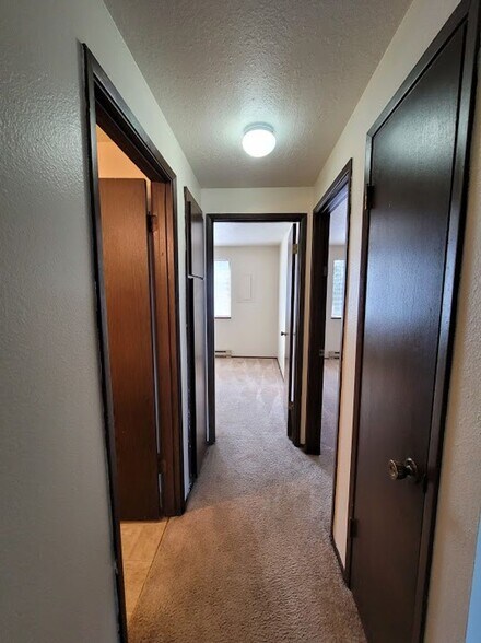 Building Photo - 1118 SE Rhone St