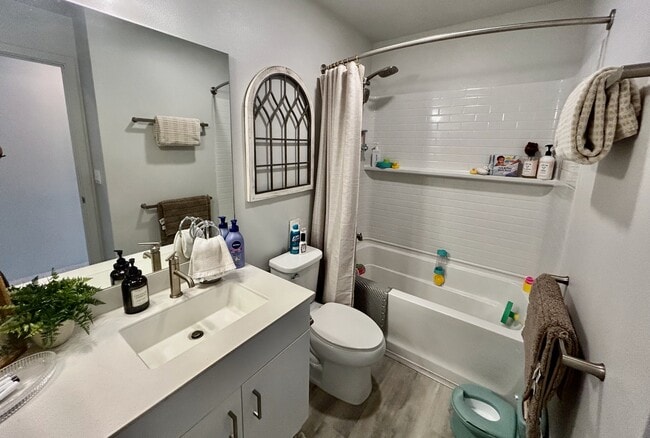 Building Photo - 91-4088-4088 Hikuha St