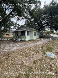 Building Photo - 137 9th St