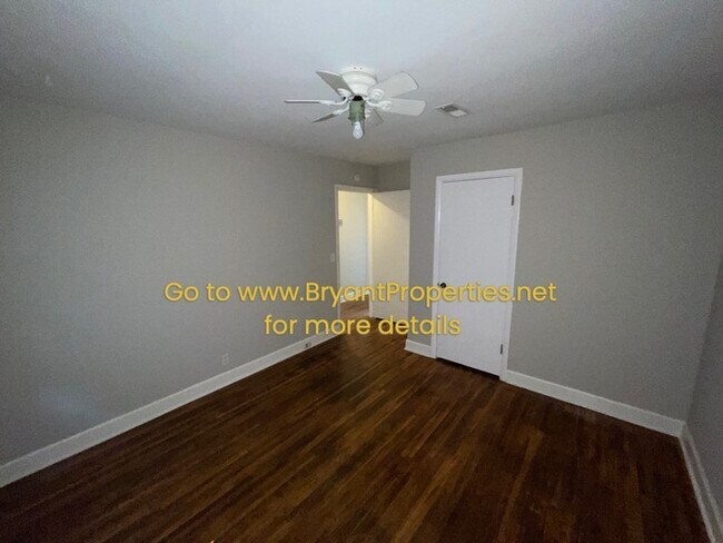 Building Photo - 1915-B Sweetbriar Ave - Nashville, TN 37212