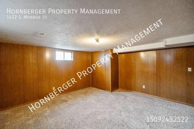 Building Photo - 1422 S Monroe St