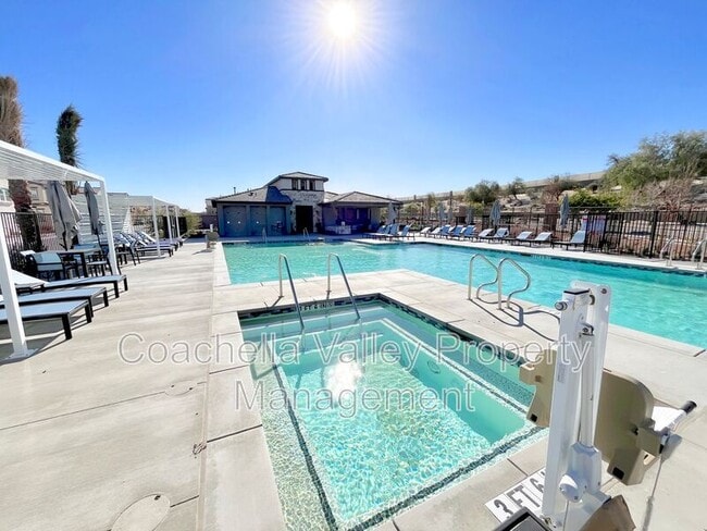 Building Photo - 41168 Emory Ln