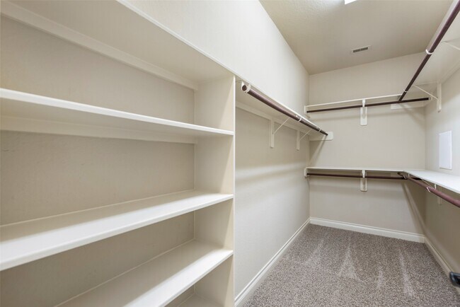 Building Photo - 3819 May Ridge Ln