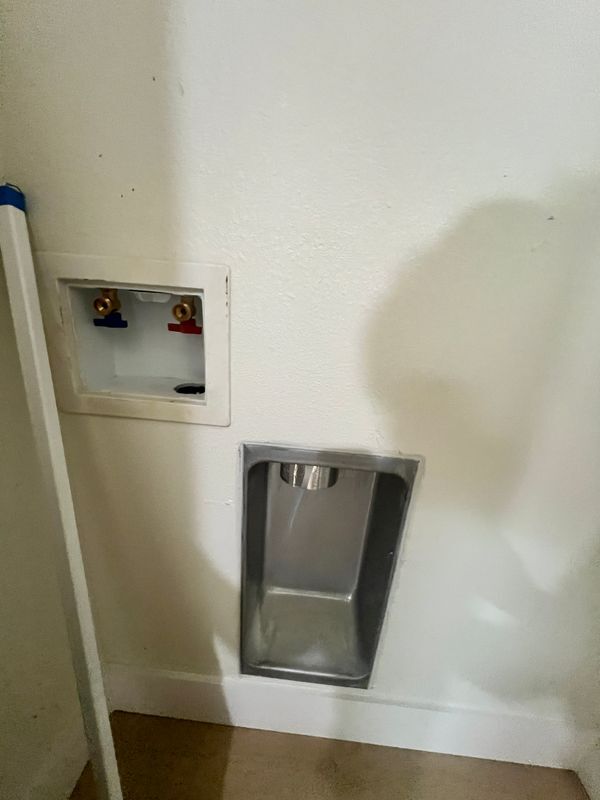 Building Photo - 119 Pereira Ave