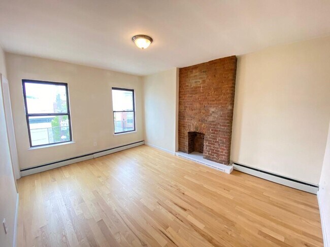Building Photo - 278 1st St