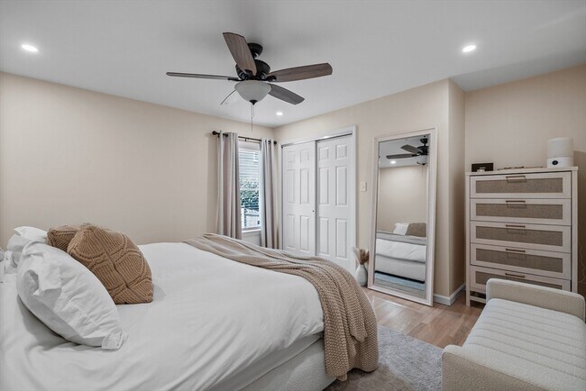 Building Photo - 124 Washington St