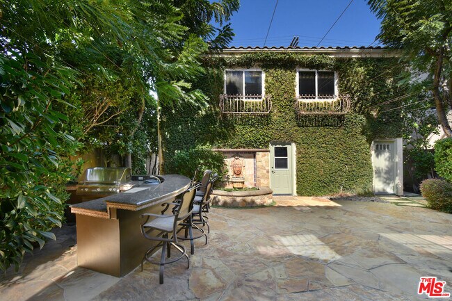 Building Photo - 12207 Cantura St