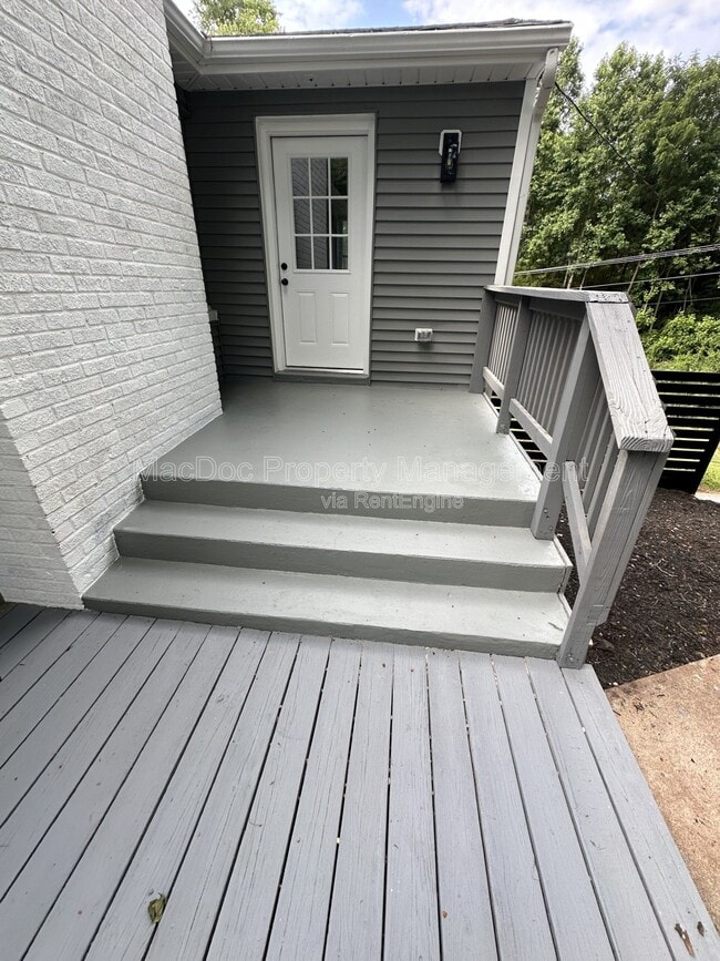 Building Photo - 12317 Metlock Rd