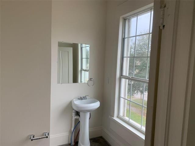 Building Photo - 617 W Gandy St