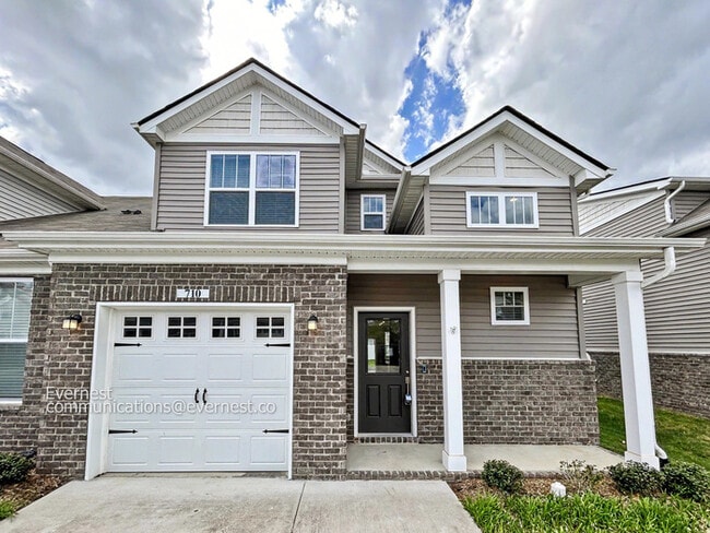 Building Photo - 710 Mickelson Way