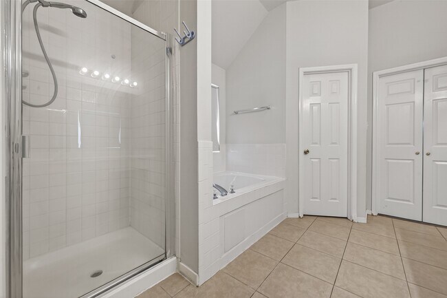 Building Photo - 21327 Branford Hills Ln