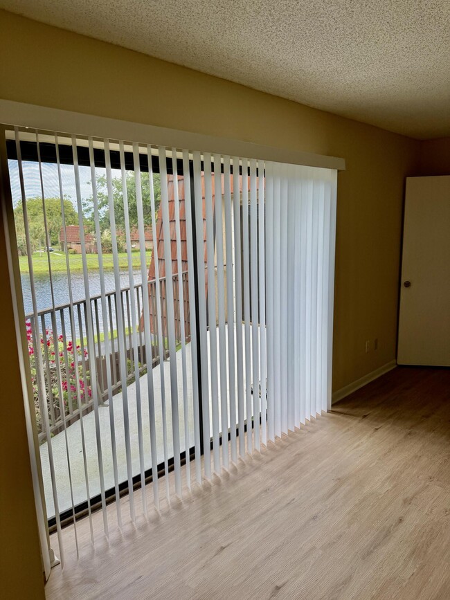 Building Photo - 8461 Boca Rio Dr