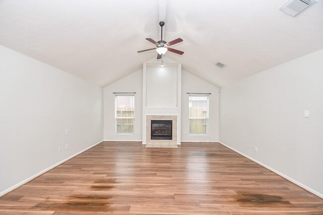 Building Photo - 10614 Sunswept Fields Ln