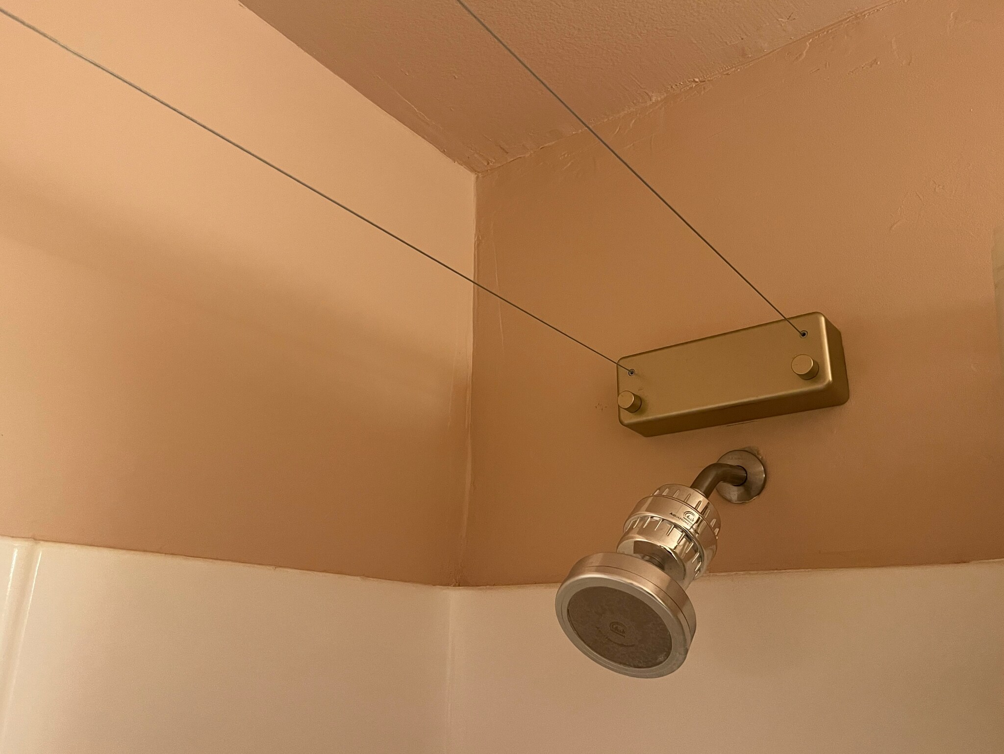 Water filter and retractible clotheslines. - 620 E Harvard Rd