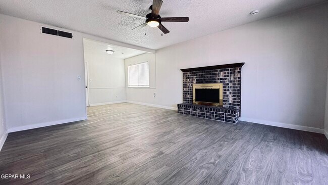 Building Photo - 147 Belvidere St