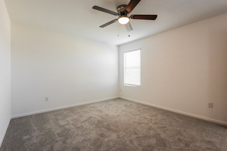 Building Photo - 506 Chevre Rd