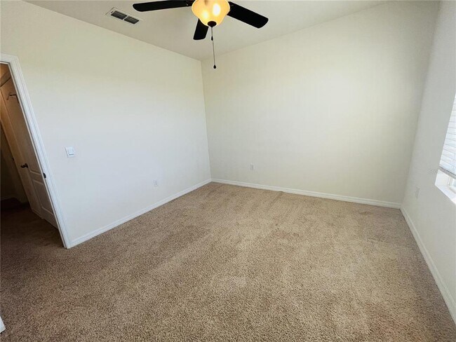 Building Photo - 507 Auburn Grove Terrace